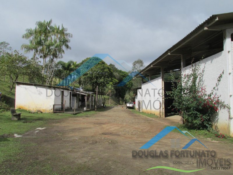Rural em Itariri