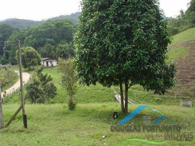 Rural em Itariri