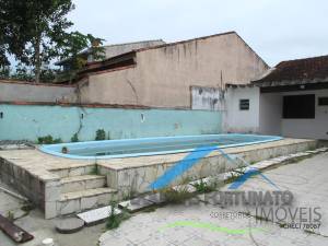 Casa Lado Linha em Peruíbe para Venda