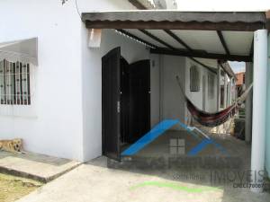 Casa Lado Linha em Peruíbe para Venda