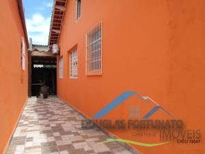 Casa Lado Linha em Peruíbe para Venda