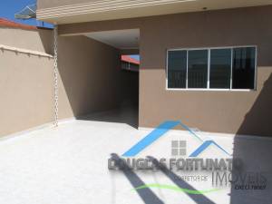 Casa Lado Linha em Peruíbe para Venda