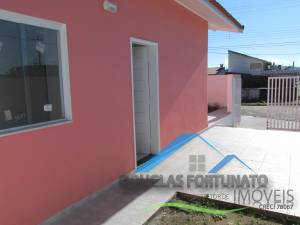 Casa Pós Linha em Peruíbe para Venda