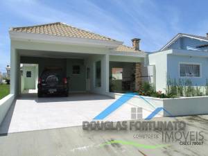 Casa Pós Linha em Peruíbe para Venda