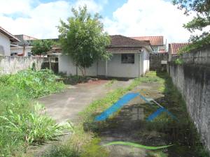 Casa Lado Linha em Peruíbe para Venda